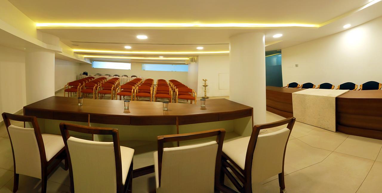 Malabar Residency Hotel Kannur Bagian luar foto