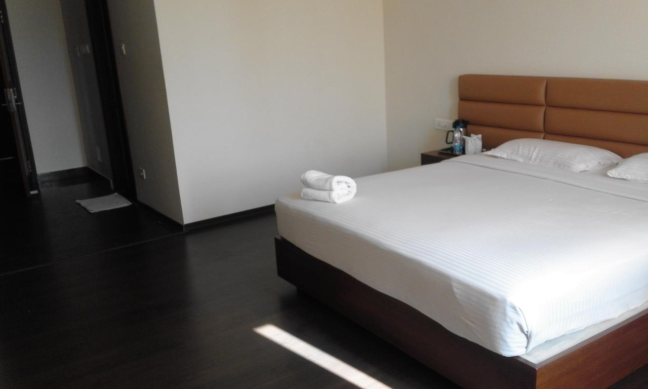 Malabar Residency Hotel Kannur Bagian luar foto